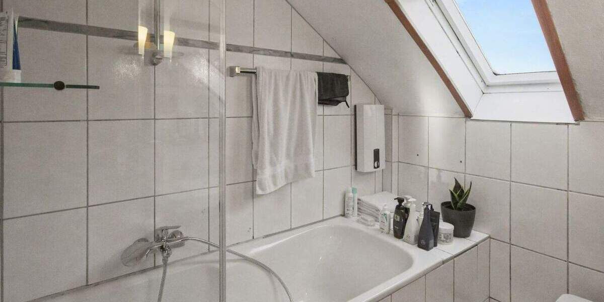 Einfamilienhaus Uhingen Baiereck - 6 Zimmer, 147 m&sup2;, 320.000&euro; | Angebot:25821594