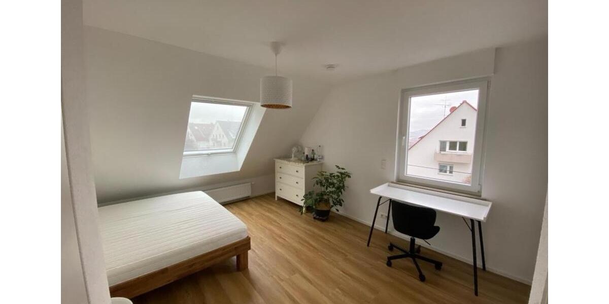Dachgeschoßwohnung Stuttgart Stuttgart-Ost - 3 Zimmer, 52 m&sup2;, 1.250&euro; | Angebot:25654060