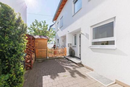 Haus Leinfelden-Echterdingen Echterdingen - 6 Zimmer, 181 m&sup2;, 3.990&euro; | Angebot:27619016