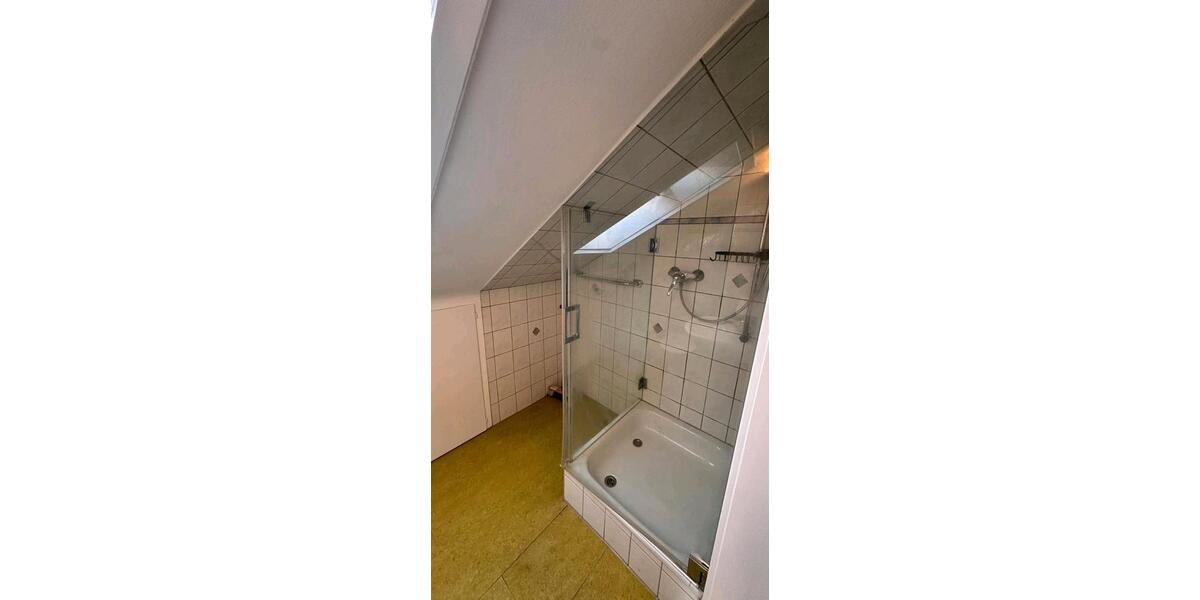 Dachgeschoßwohnung Ostfildern - 1 Zimmer, 35 m&sup2;, 700&euro; | Angebot:25336234