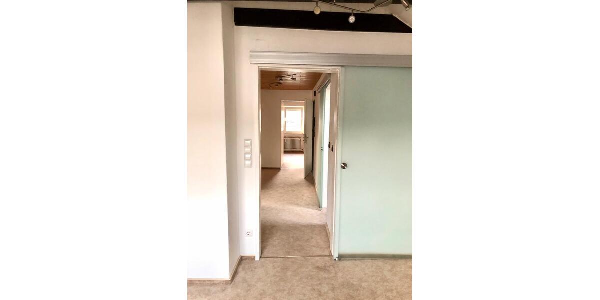 Dachgeschoßwohnung Steinheim an der Murr - 2.5 Zimmer, 55 m&sup2;, 175.000&euro; | Angebot:26837404