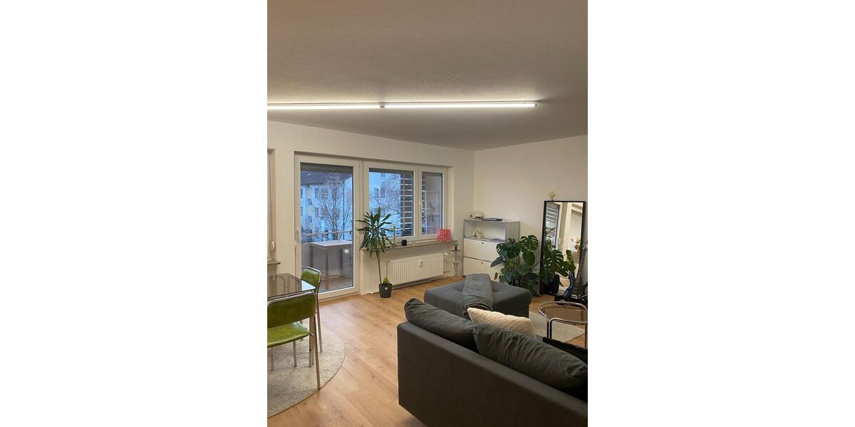 Etagenwohnung Kornwestheim - 2 Zimmer, 79 m&sup2;, 1.290&euro; | Angebot:25451984