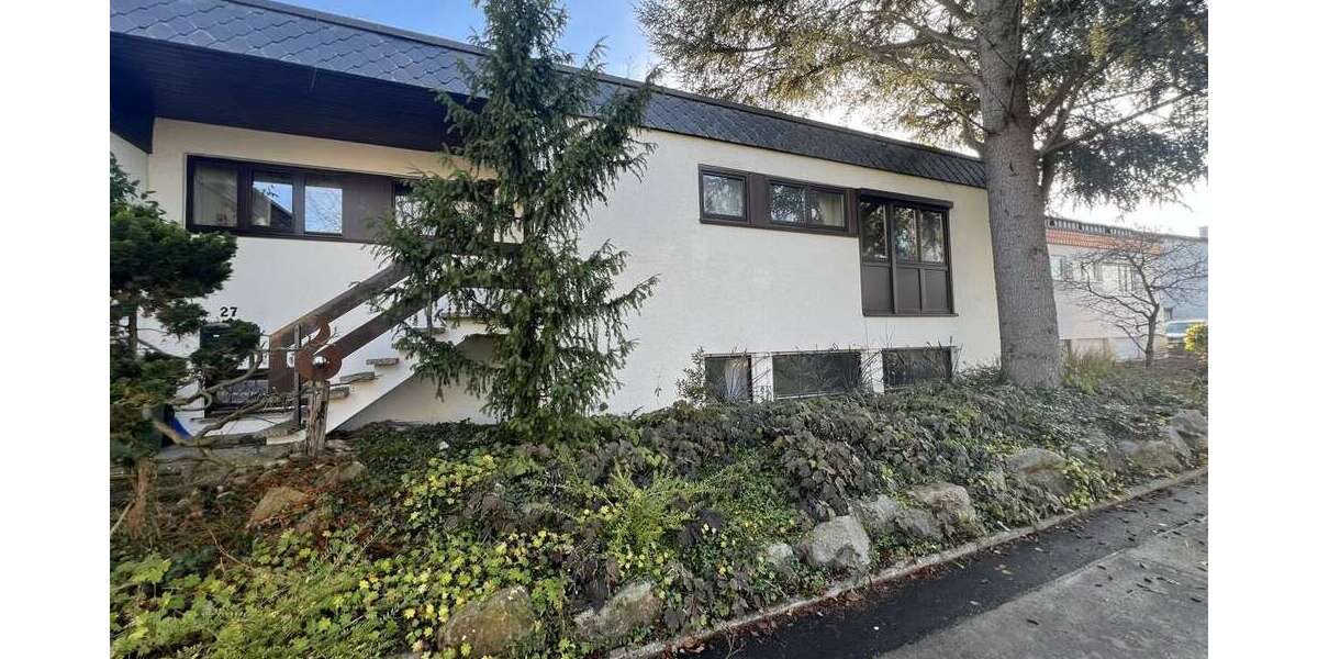 Einfamilienhaus Marbach am Neckar - 8 Zimmer, 180 m&sup2;, 565.000&euro; | Angebot:25255232