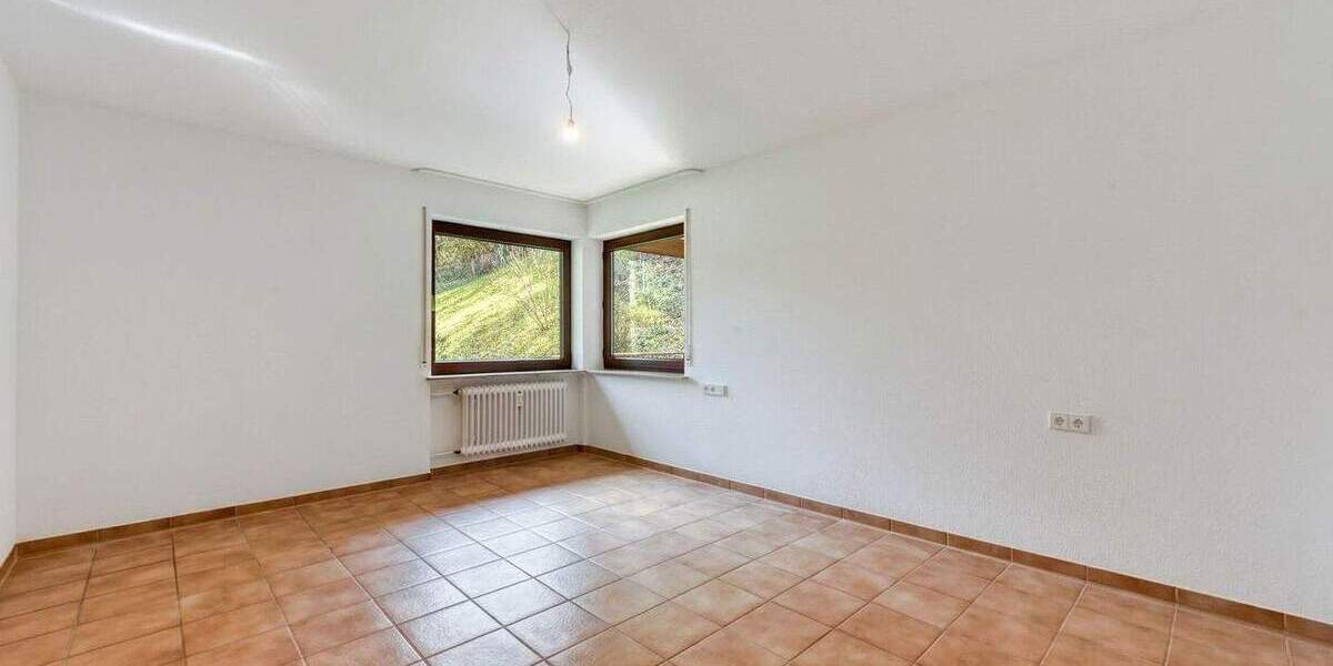 Etagenwohnung Stuttgart Nord - 2 Zimmer, 80 m&sup2;, 1.000&euro; | Angebot:25729901