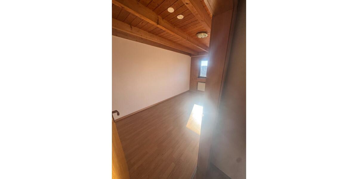 Maisonettenwohnung Ingersheim - 3.5 Zimmer, 81 m&sup2;, 1.100&euro; | Angebot:25959564