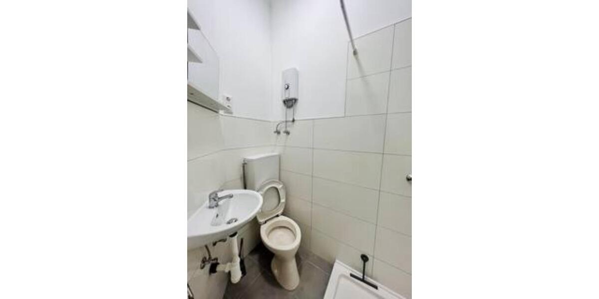 Etagenwohnung Freiberg am Neckar - 1 Zimmer, 24 m&sup2;, 700&euro; | Angebot:25305291