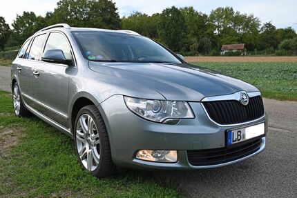 Skoda Superb 196.314 km 6.300 &euro; Ludwigsburg 71638