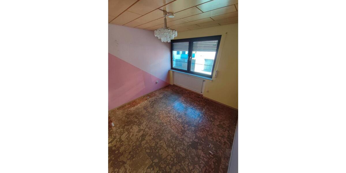 Doppelhaushälfte Leonberg - 6 Zimmer, 146 m&sup2;, 549.000&euro; | Angebot:26030088