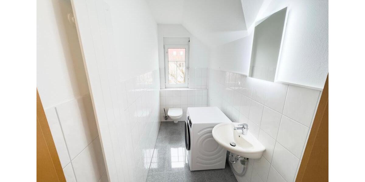 Dachgeschoßwohnung Vaihingen an der Enz - 3 Zimmer, 99 m&sup2;, 1.350&euro; | Angebot:25055327