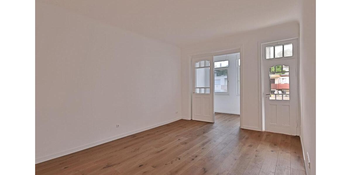 Etagenwohnung Stuttgart Bad Cannstatt - 3 Zimmer, 110 m&sup2;, 1.880&euro; | Angebot:25963139