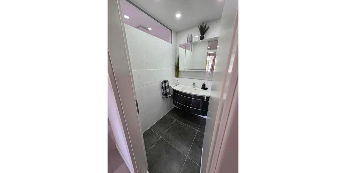 Etagenwohnung Kirchheim unter Teck - 8 Zimmer, 210 m&sup2;, 850.000&euro; | Angebot:25623409