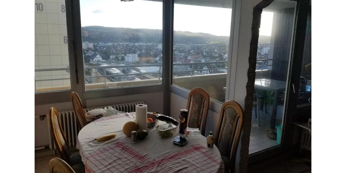 Etagenwohnung Leonberg - 3 Zimmer, 82 m&sup2;, 250.000&euro; | Angebot:25992121