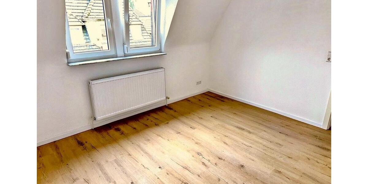 Dachgeschoßwohnung Stuttgart Stuttgart-Ost - 3 Zimmer, 60 m&sup2;, 1.000&euro; | Angebot:26531640