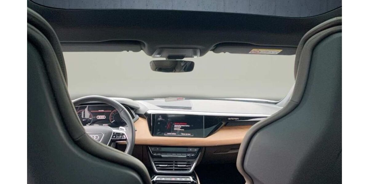 Audi e-tron GT 63.000 km 49.890 &euro; Stuttgart 70372