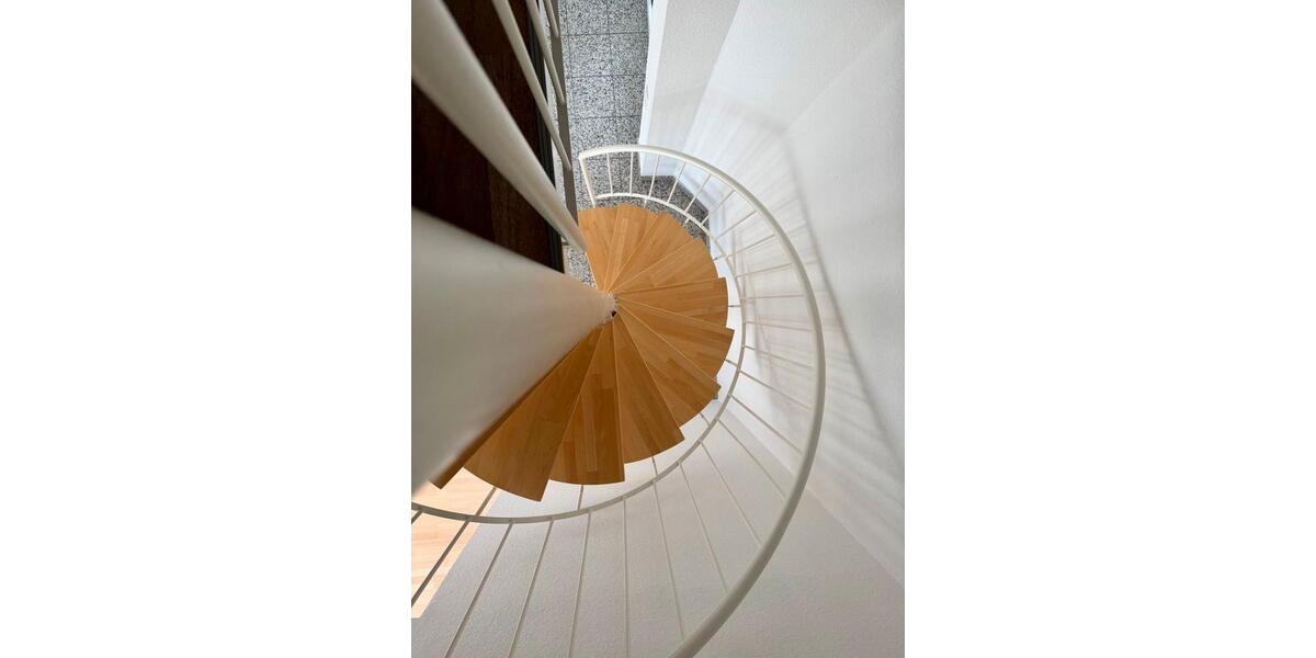 Maisonettenwohnung Ludwigsburg Hoheneck - 2.5 Zimmer, 111 m&sup2;, 1.430&euro; | Angebot:25637933