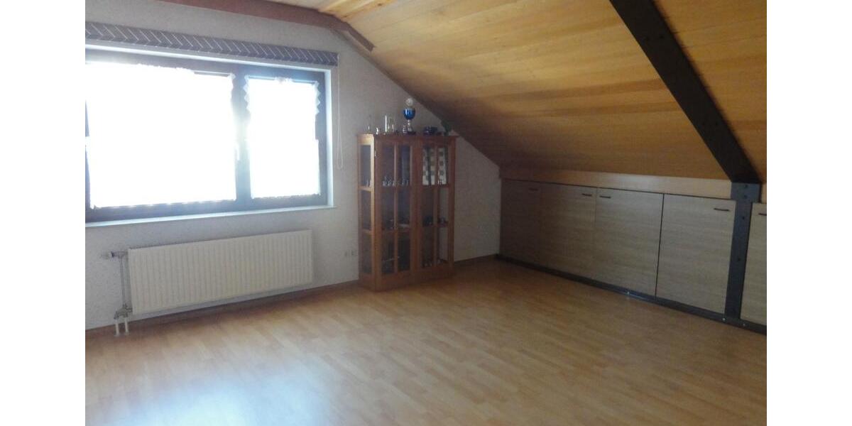 Doppelhaushälfte Talheim - 6 Zimmer, 142 m&sup2;, 348.000&euro; | Angebot:26058985