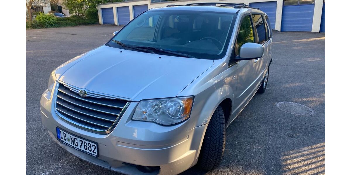 Chrysler Grand Voyager 298.000 km 3.100 &euro; Ludwigsburg, Württ (Mitte) 71634