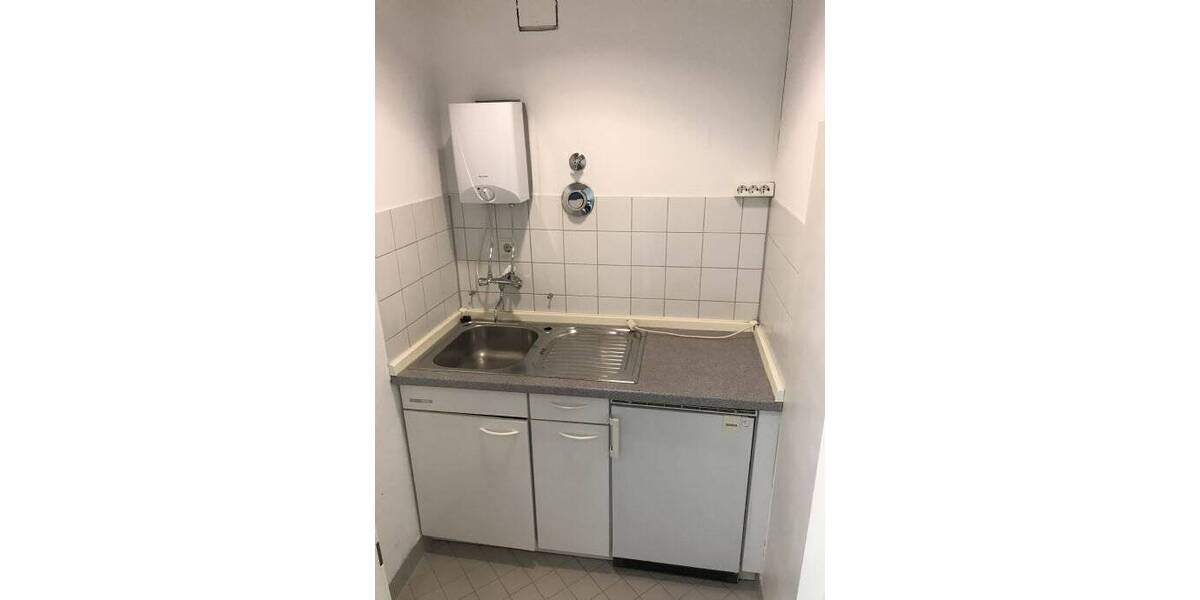Gewerbeobjekt Ludwigsburg Mitte - 3 Zimmer, 125 m&sup2;, 1.350&euro; | Angebot:25671447