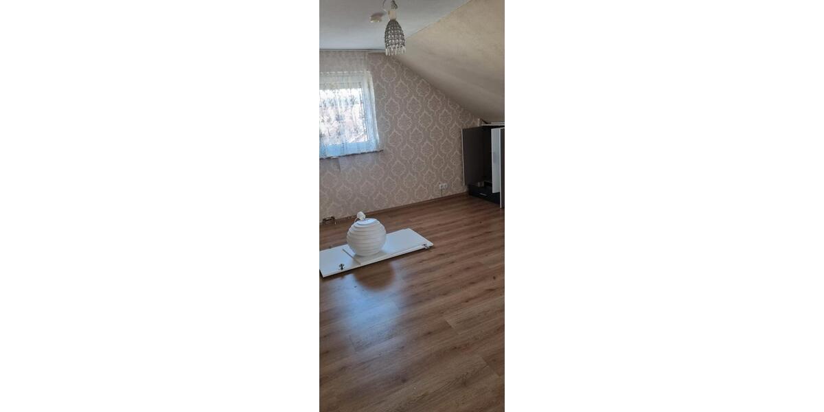 Mehrfamilienhaus, Wohnhaus Reichenbach an der Fils - 8 Zimmer, 195 m&sup2;, 599.000&euro; | Angebot:26697389