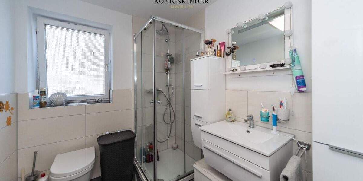 Mehrfamilienhaus, Wohnhaus Kirchheim am Neckar - 7 Zimmer, 164 m&sup2;, 449.000&euro; | Angebot:25676488