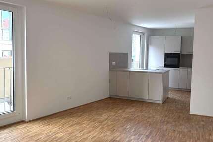 Wohnung Leonberg - 3 Zimmer, 87 m&sup2;, 1.601&euro; | Angebot:25193792