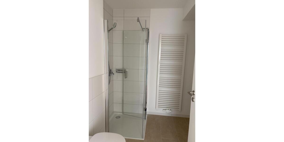 Etagenwohnung Leonberg - 3 Zimmer, 80 m&sup2;, 1.498&euro; | Angebot:23644755