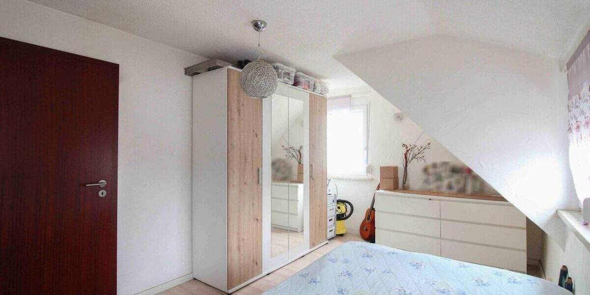 Einfamilienhaus Schorndorf - 4 Zimmer, 265.000&euro; | Angebot:25715088