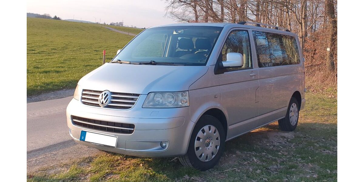 VW T5 Caravelle 293.000 km 6.450 &euro; Großerlach 71577