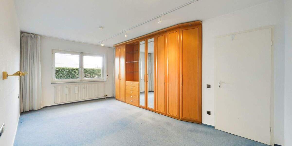 Etagenwohnung Leonberg Ramtel - 4 Zimmer, 110 m&sup2;, 397.000&euro; | Angebot:25687104