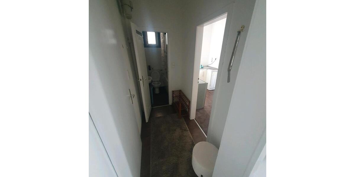 Etagenwohnung Stuttgart Stuttgart-Ost - 2 Zimmer, 80 m&sup2;, 1.200&euro; | Angebot:25860173