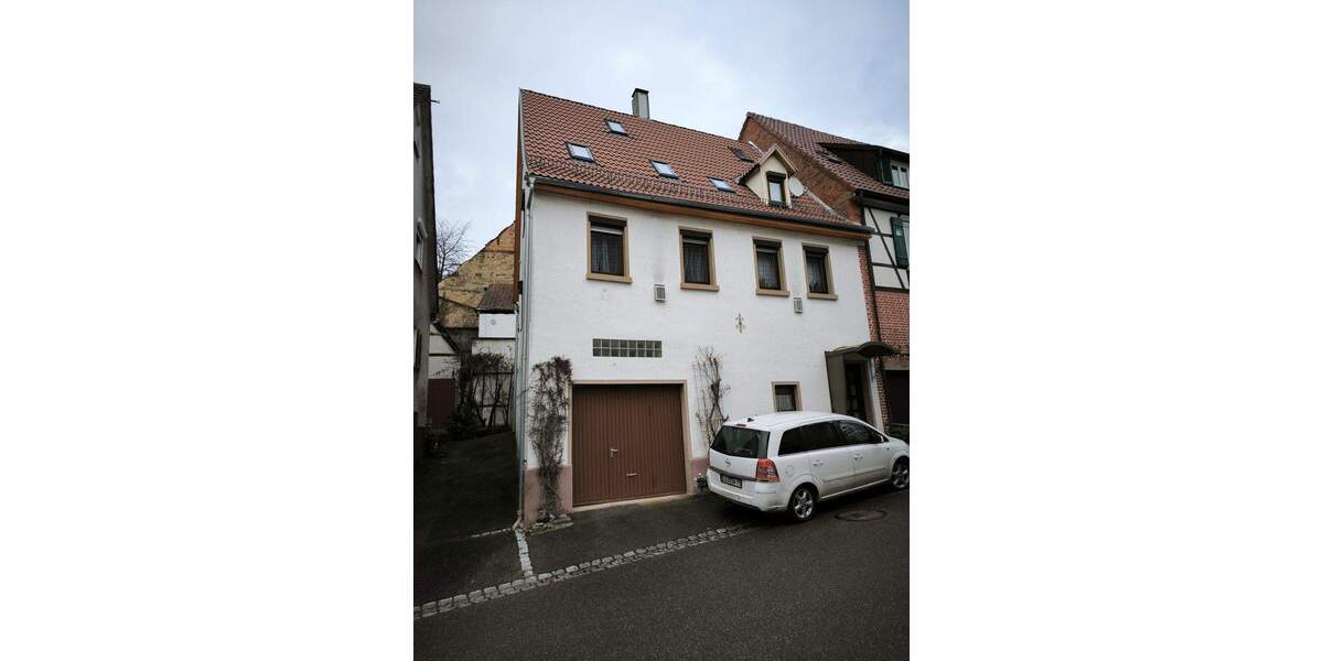 Doppelhaushälfte Remshalden Geradstetten - 6 Zimmer, 141 m&sup2;, 439.000&euro; | Angebot:25654172