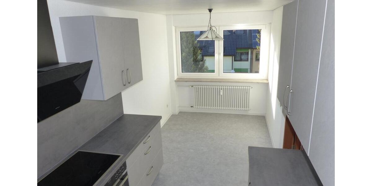 Etagenwohnung Tamm - 4.5 Zimmer, 100 m&sup2;, 1.300&euro; | Angebot:25402497