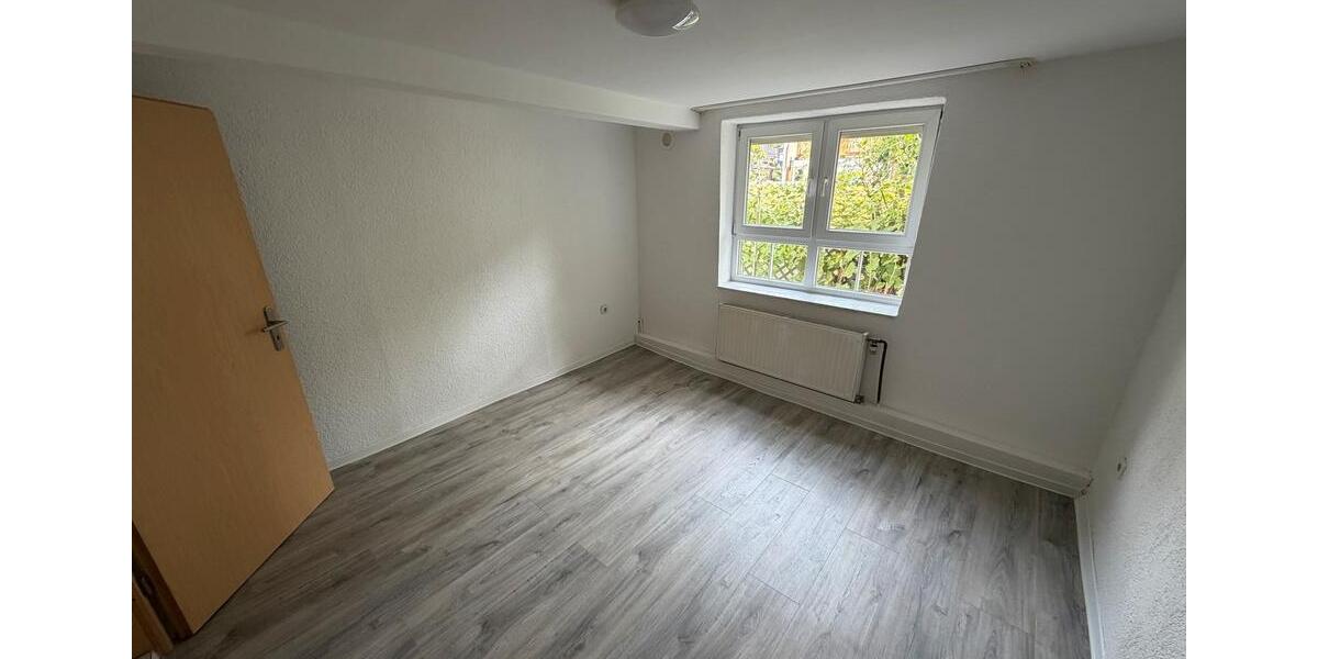 Erdgeschoßwohnung Uhingen - 3 Zimmer, 62 m&sup2;, 800&euro; | Angebot:27534810