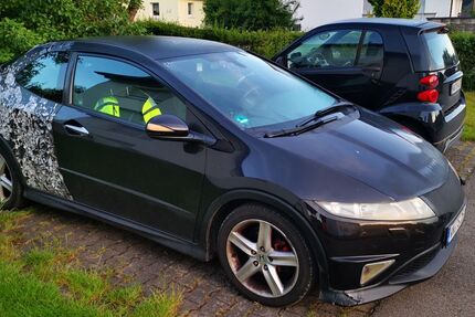 Honda Civic 214.000 km 2.800 &euro; Welzheim 73642