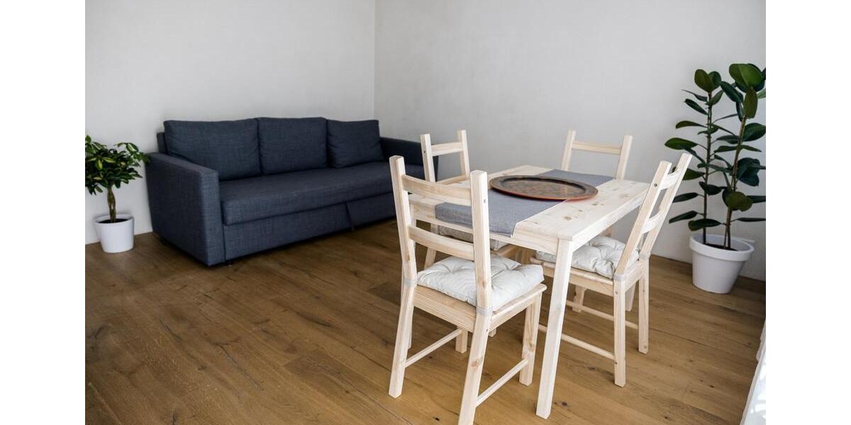 Hochparterre Stuttgart Zuffenhausen - 2 Zimmer, 60 m&sup2;, 1.290&euro; | Angebot:25300794