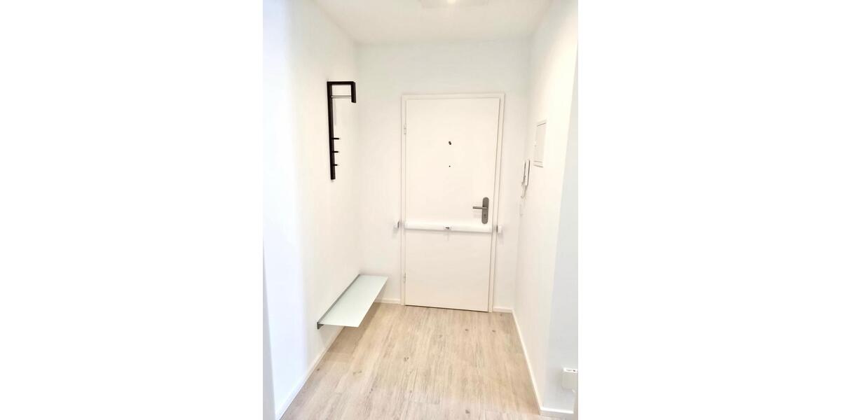 Hochparterre Leonberg - 2.5 Zimmer, 70 m&sup2;, 1.250&euro; | Angebot:26681904