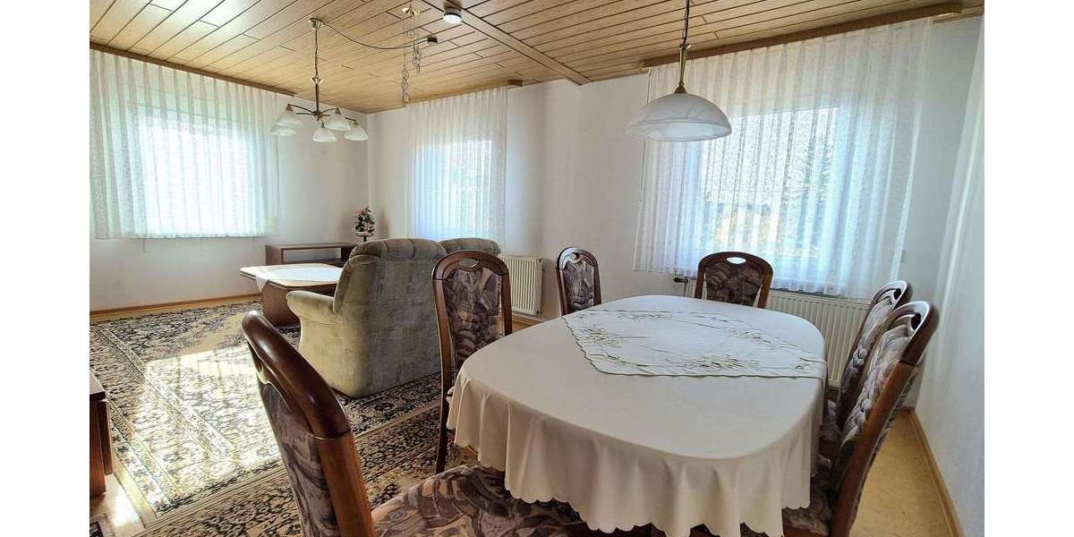 Etagenwohnung Bönnigheim - 2.5 Zimmer, 78 m&sup2;, 225.000&euro; | Angebot:25463316