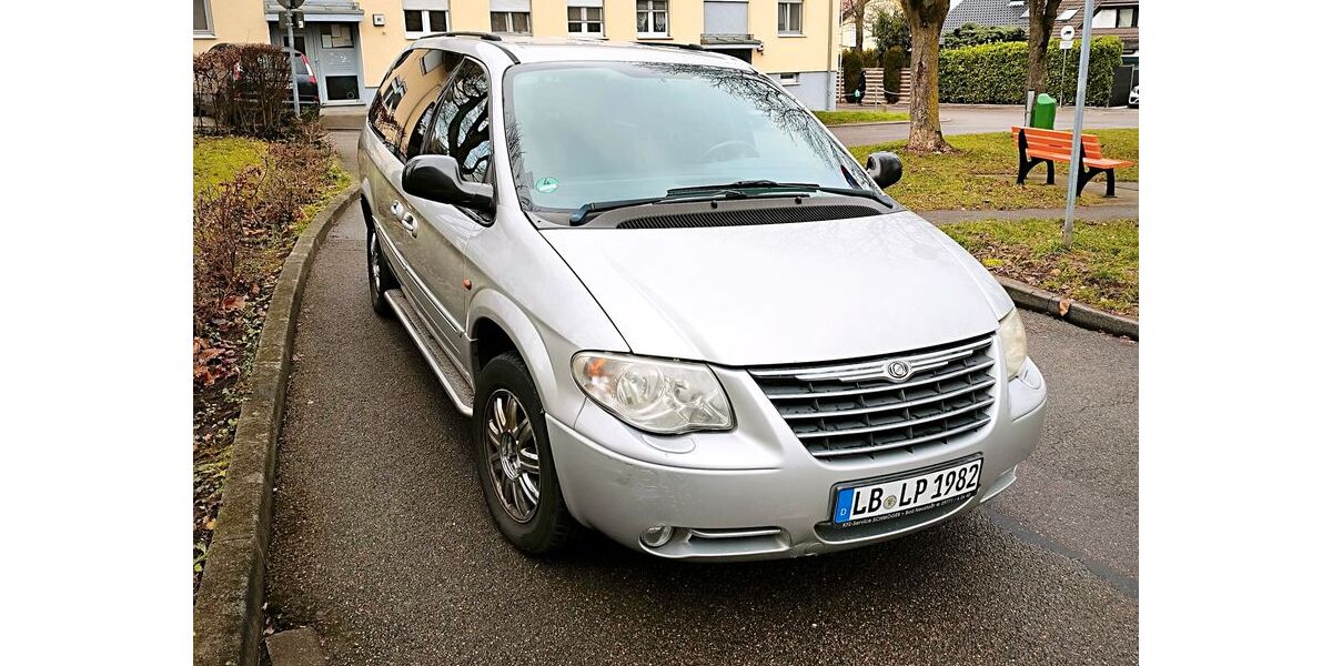 Chrysler Grand Voyager 326.000 km 2.599 &euro; Möglingen 71696