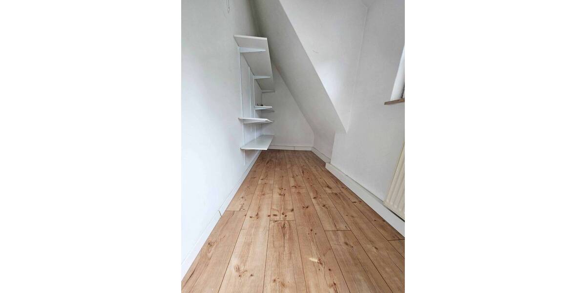 Etagenwohnung Stuttgart Untertürkheim - 3 Zimmer, 74 m&sup2;, 298.000&euro; | Angebot:25704682
