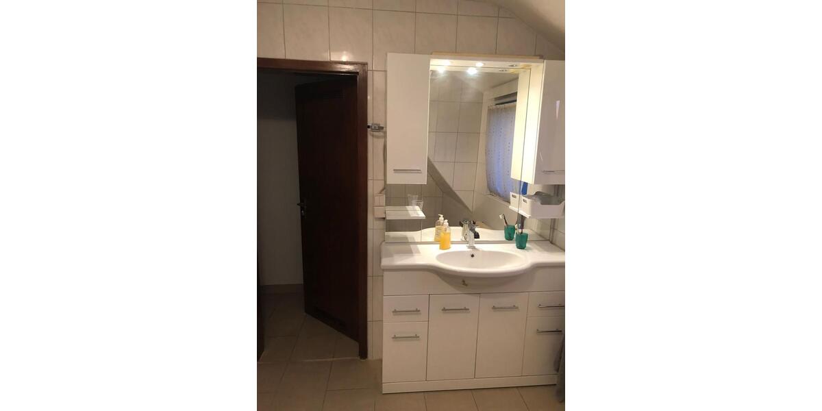 Etagenwohnung Ditzingen - 1 Zimmer, 18 m&sup2;, 530&euro; | Angebot:25641302