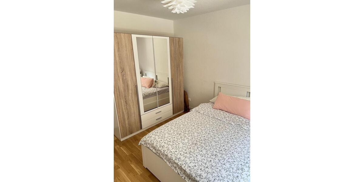 Hochparterre Stuttgart Stuttgart-Nord - 2 Zimmer, 49 m&sup2;, 330.000&euro; | Angebot:25635425