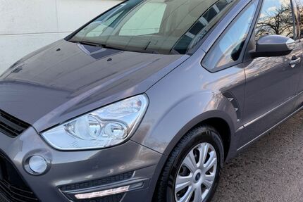 Ford S-Max 122.000 km 9.950 &euro; Sindelfingen/Stuttgart 71069