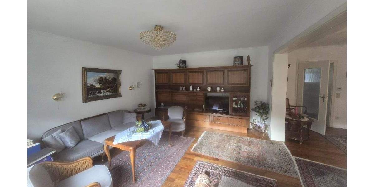 Etagenwohnung Stuttgart Ost - 3 Zimmer, 84 m&sup2;, 395.000&euro; | Angebot:25685882