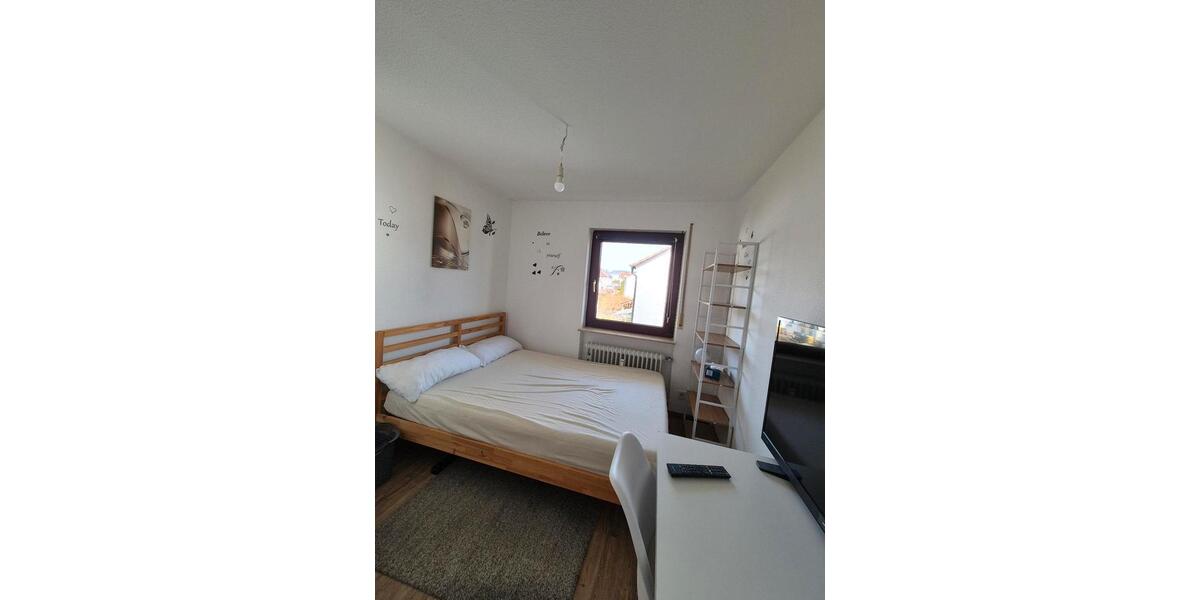 Etagenwohnung Schorndorf - 1 Zimmer, 9 m&sup2;, 530&euro; | Angebot:25421274