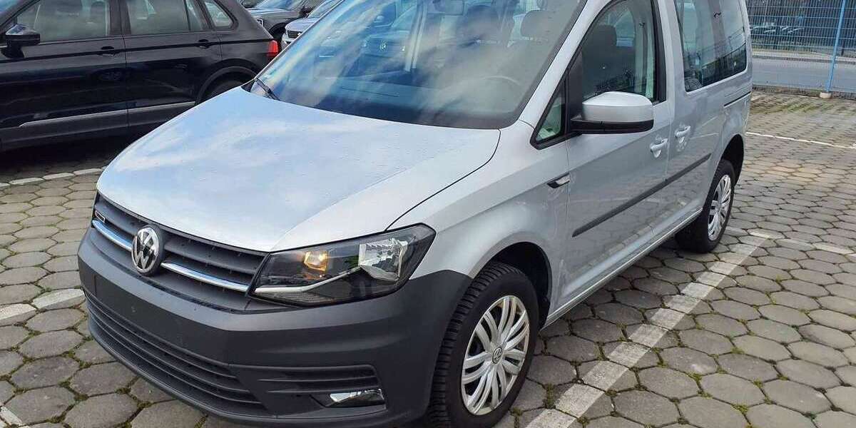 VW Caddy 89.000 km 23.450 &euro; Neckartenzlingen 72654