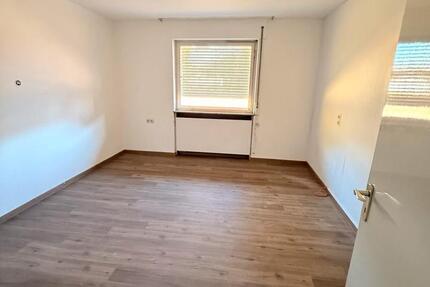 Wohnung Oberstenfeld - 2 Zimmer, 65 m&sup2;, 1.050&euro; | Angebot:25234584