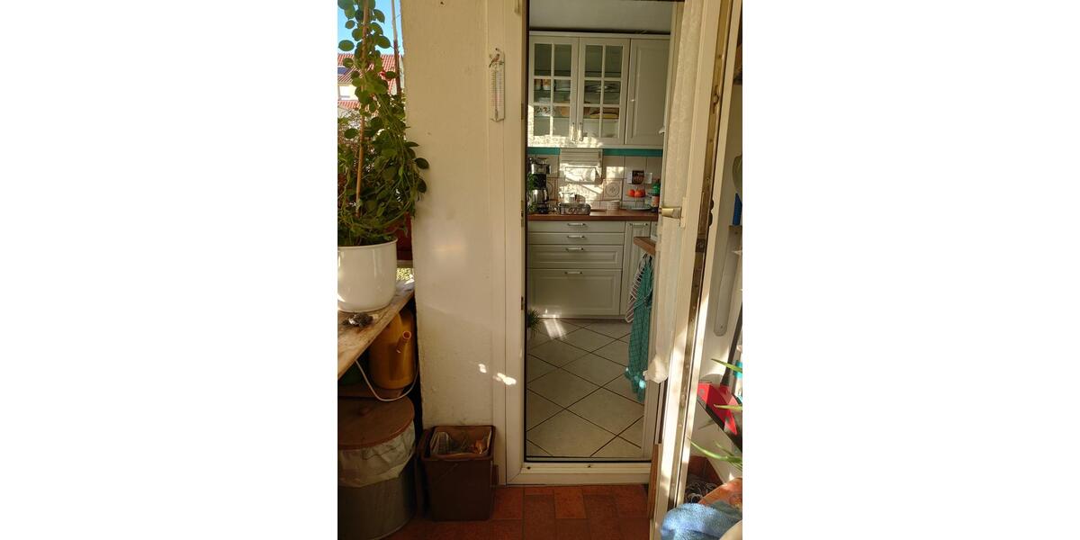 Erdgeschoßwohnung Leonberg - 6 Zimmer, 96 m&sup2;, 299.000&euro; | Angebot:25183448