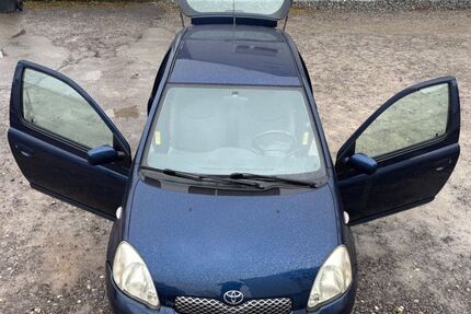 Toyota Yaris 206.678 km 790 &euro; Böblingen 71032