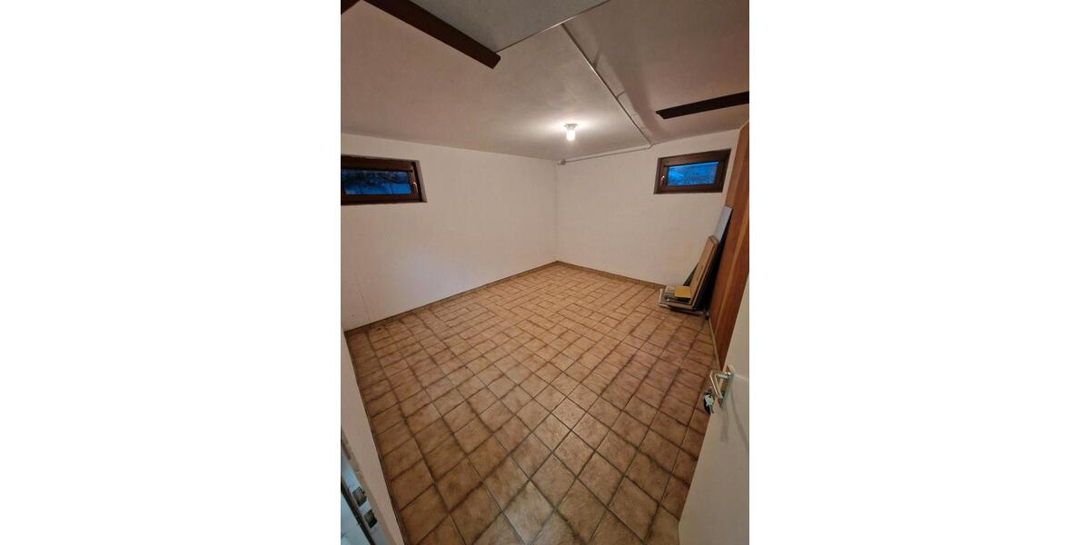 Maisonettenwohnung Fellbach - 4.5 Zimmer, 111 m&sup2;, 1.999&euro; | Angebot:25839376