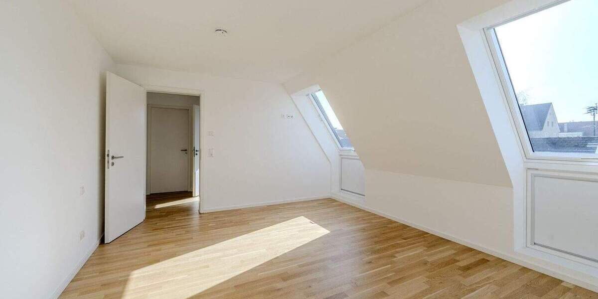 Etagenwohnung Stuttgart / Zuffenhausen Zuffenhausen - 4 Zimmer, 117 m&sup2;, 749.000&euro; | Angebot:25704192